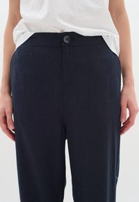 InWear Tygbyxor - mottled dark blue