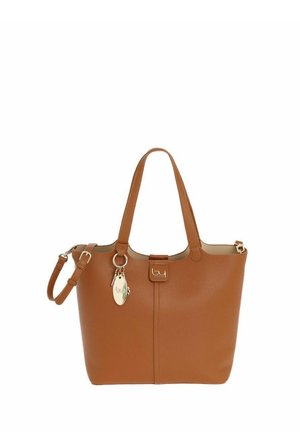 Borsa tote in pelle marrone con due spallacci, una tracolla regolabile removibile e un portachiavi dorato attaccato a una delle maniglie.