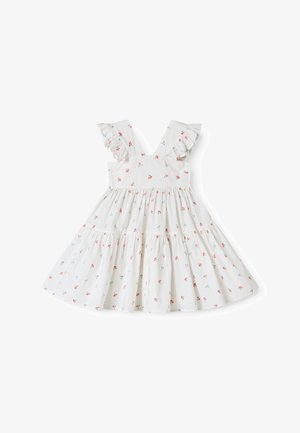 Robe blanche sans manches avec bretelles volantées et petit imprimé floral rouge et bleu, taille froncée et jupe à volants.