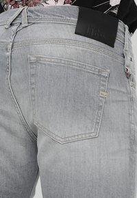 Pantaloncini E Shorts Uomo | Pantaloncini Corti Uomo | 's® IT - Foto 5