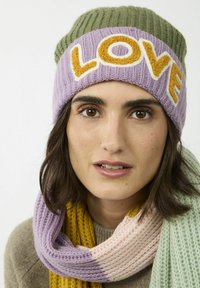 Codello Beanie - lila