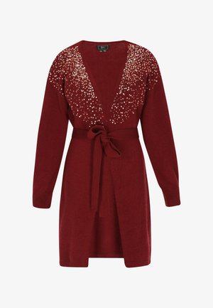 Bordeaux gebreide cardigan met een diepe V-hals, verrijkt met pailletten op de schouders, en een bijpassende strikceintuur. Heeft lange mouwen.