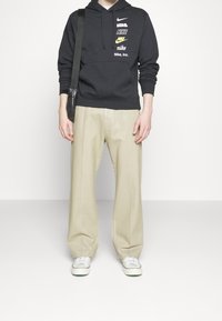 Nike Sportswear Luvtröja - black