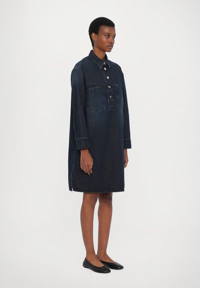 CLOSED DRESS - Denim dress - dark blue