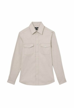 helebeež pikkade varrukatega särk esikäe lukustusnuppude, kahe rinnatasku klapiga ja terava kraega, laotatult valgel taustal.