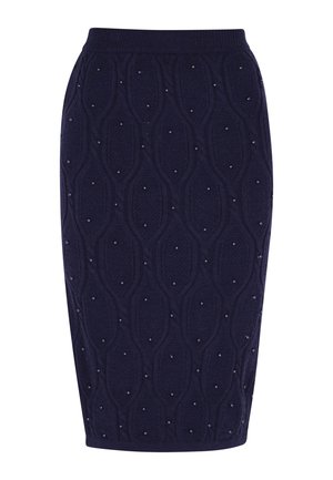 Sötét tengerészkék kötött ceruzaszoknya, áttetsző gyémántmintával és apró gyöngy-szerű díszítésekkel. Rugalmas derékpánt a megfelelő illeszkedés érdekében.