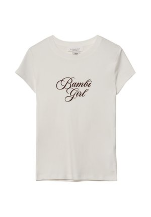 Weißes Baumwoll-T-Shirt mit kurzen Ärmeln und rundem Ausschnitt, mit "Bambii Girl" in brauner, geschwungener Schrift auf der Brust bedruckt.