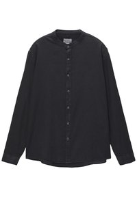 Zwarte lange mouwen shirt met een knoopsluiting aan de voorkant, bandkraag en een zachte textuur. Heeft subtiele stiksels en een ontspannen pasvorm.