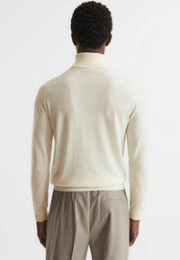 Reiss Strickpullover - bianco
