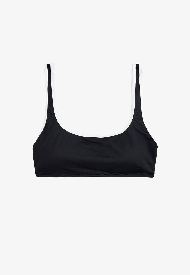 Zwarte bikini-top met brede bandjes, voorzien van een gladde textuur en een witte rand langs de randen. Vierkante halslijn met een minimalistisch ontwerp.