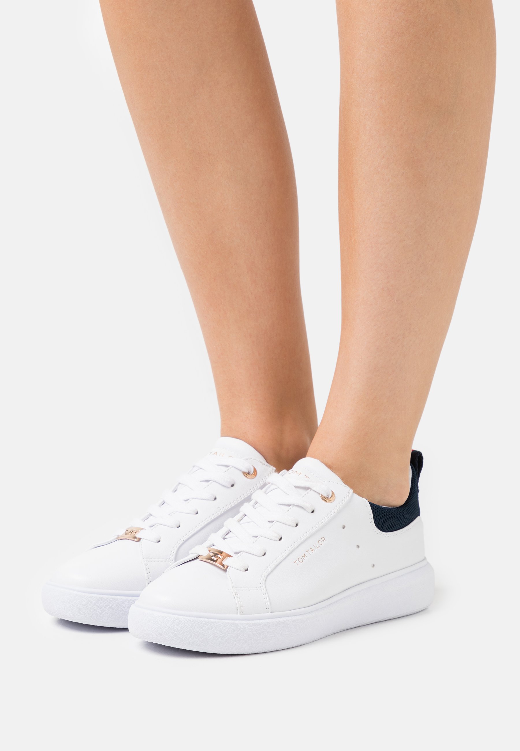 Tom Tailor JISEL Marine / Noir - Livraison Gratuite | Spartoo ! -  Chaussures Baskets basses Femme 49,95 €