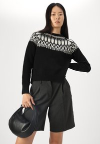 Vero Moda VMMAYA SHORTS - Kratke hlače - dark grey
