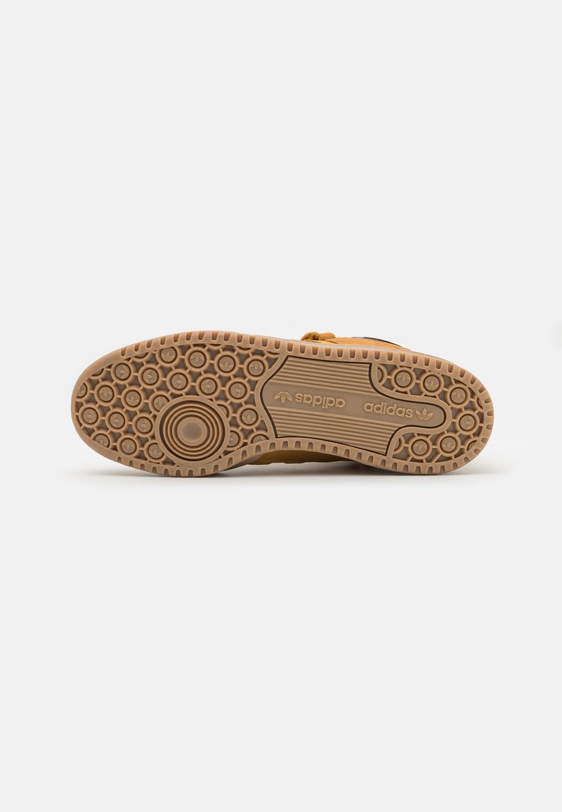 adidas forum mid brown