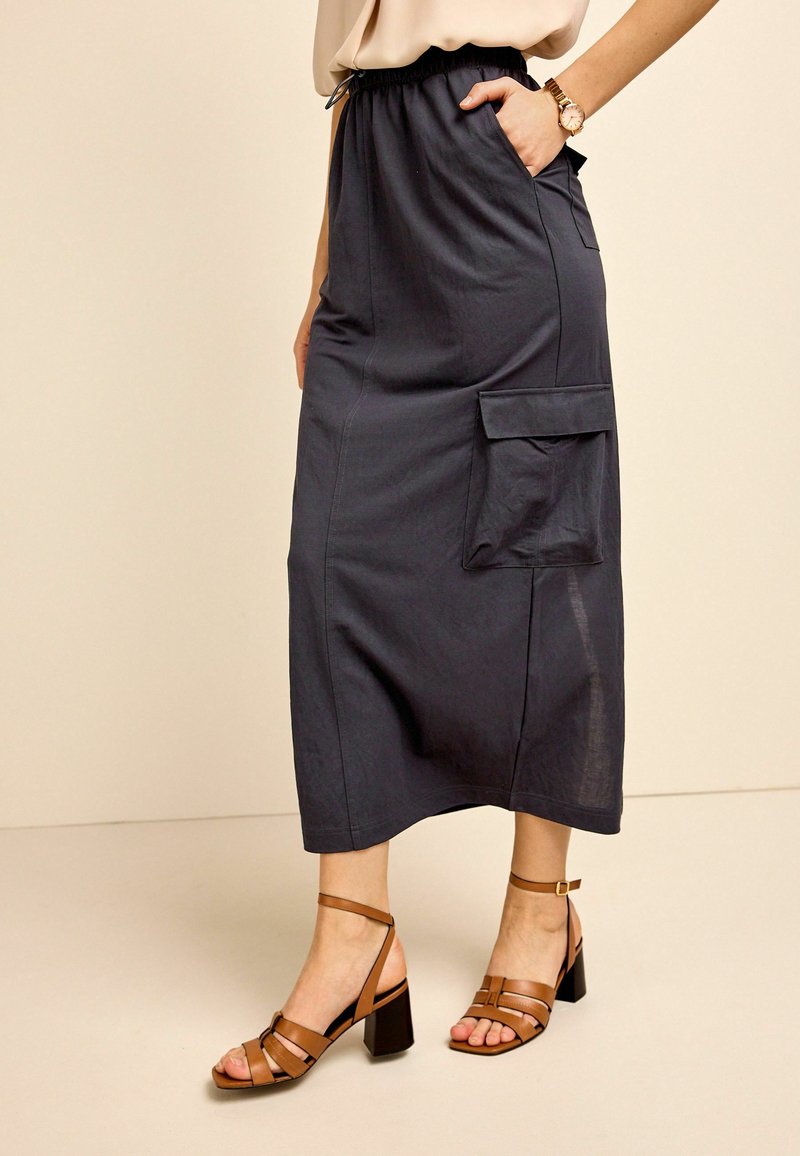 Next CARGO DRAWSTRING WAIST MIDI SKIRT Jupe longue charcoal grey/gris ZALANDO.FR