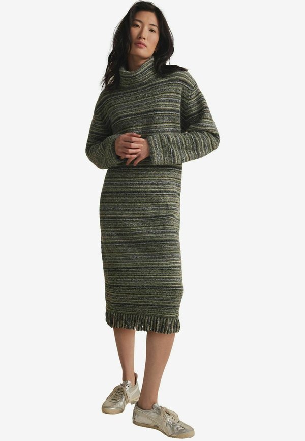 REGULAR FIT SPACEDYE ROLL NECK MIDI FRINGE - Strickkleid