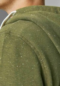 Jack & Jones JORWOODSS HOOD - Hoodie - martini olive