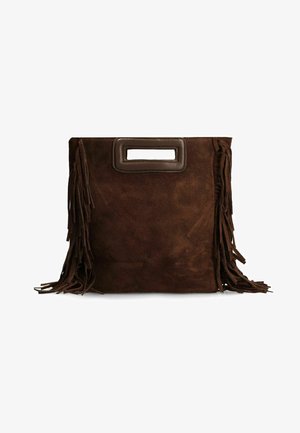 Bruine suède handtas met franjes aan de zijkanten, rechthoekige vorm en een groot uitgesneden handvat. Glad lederen accenten.