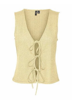 Pleteni bezrukavi top u svijetlo zlatnoj boji, s dubokim V-izrezom i detaljem vezanja sprijeda. Strukturalna tkanina s horizontalnim rebrastim akcentima.