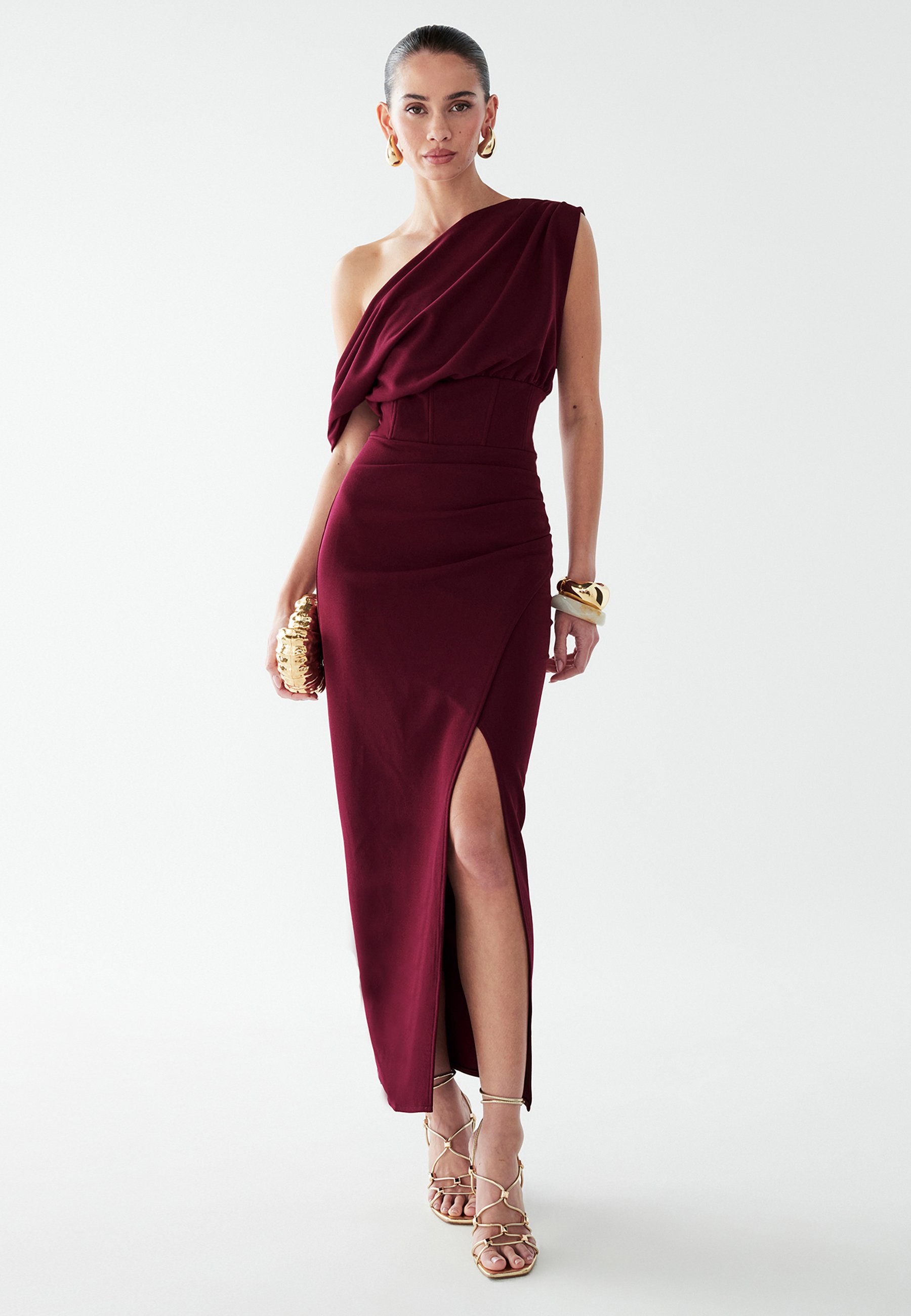 princess polly baby blue dress What Color Shoes to Wear with a Burgundy Dress & Maroon Dress Outfits