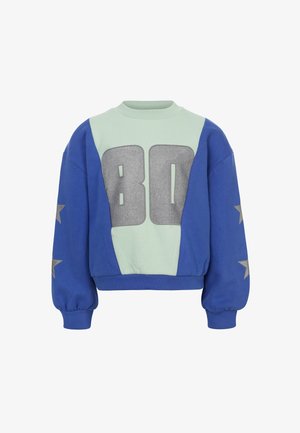 Crop sweatshirt in blauw en lichtgroen, met een grote zilveren "80"-grafiek, steraccenten op de mouwen en geribbelde manchetten.