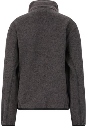 Grå fleecejacka med hög krage, långa ärmar och en strukturerad yta. Har platta sömmar och rak fåll vid midjan.