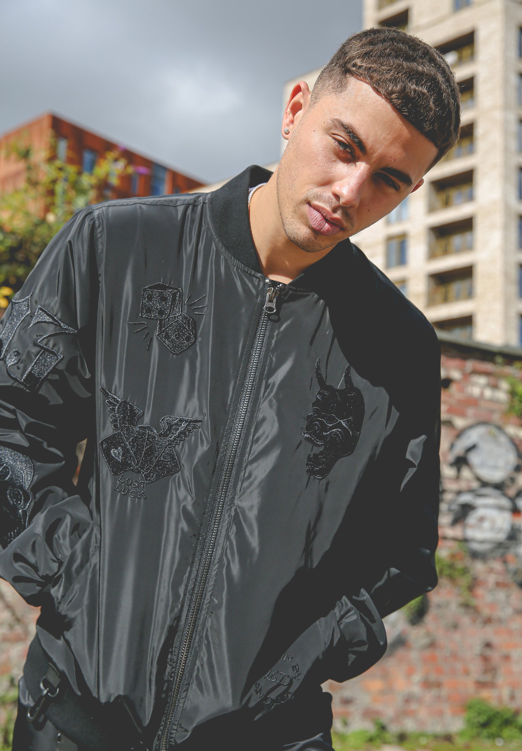 Ed Hardy DRAG-CLOUD NYLON BOMBER JACKET - Chaqueta fina - black/negro -  Zalando.es