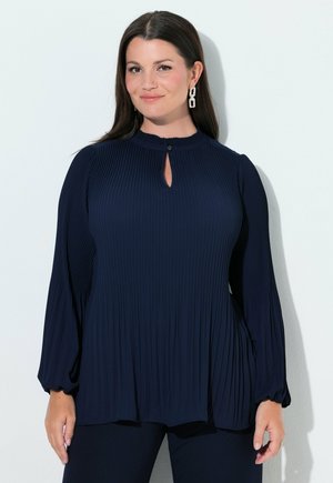 Ulla Popken, ALLOVER PLEATED BISHOP SLEEVE BLOUSE - Blouse - dark marine