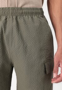 Brave Soul Σορτς - light khaki