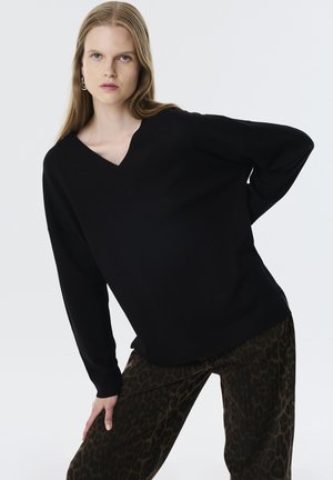 V-NECK BASIC - Strickpullover - black