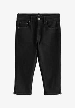 Fekete farmer cropped nadrág, fitted dizájnnal, öt zsebes stílusban, ezüst gombokkal és szegecsekkel, valamint steppelt szegéllyel.