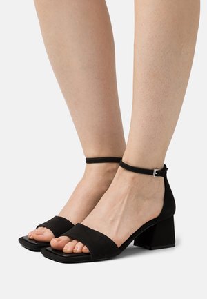 Call it Spring Sandales - black