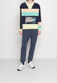 Kaotiko Mikina - dark blue