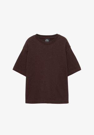 Tricou maro închis cu mâneci scurte și guler rotund, croială lejeră, cu etichetă de brand Pull&Bear pe partea interioară a gâtului.