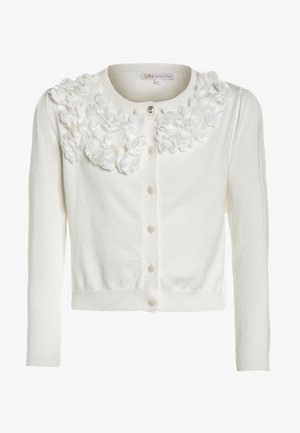 Biały kardigan z długim rękawem, zapinany z przodu na guziki, ozdobiony fakturowanymi kwiatowymi aplikacjami wokół dekoltu i ramion.
