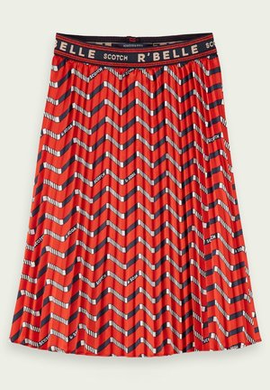 Rødt plisseret skørt med sort-hvide zigzagstriber og elastisk taljebånd med teksten "R'BELLE" og "SCOTCH & SODA".