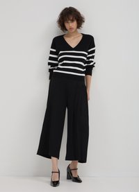 Calliope CULOTTE CON PIEGHE  - Jupe trapèze - nero