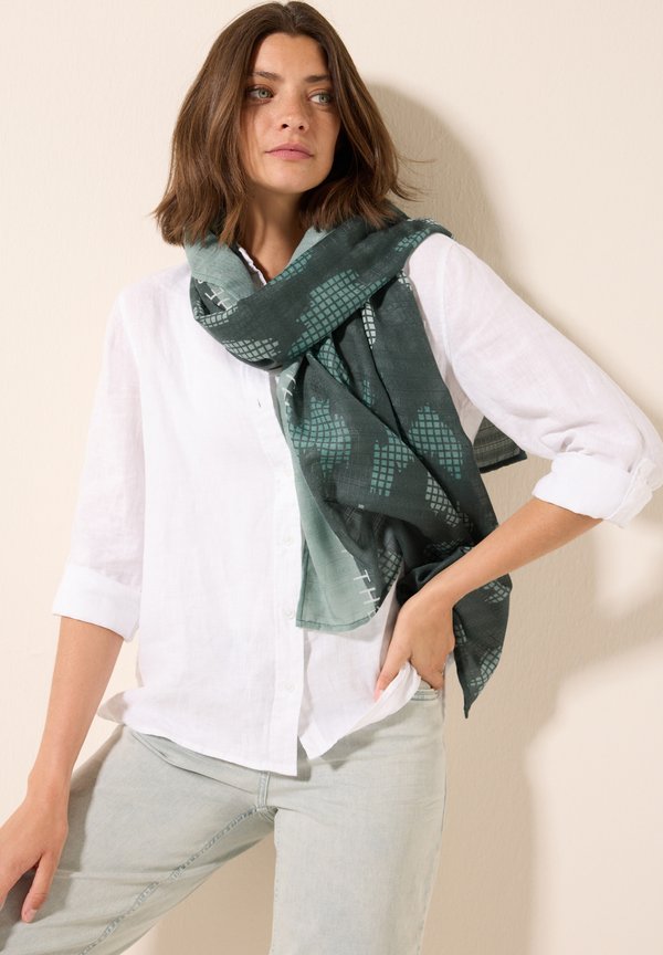 GEMUSTERTER STRUKTUR - Schal - grün