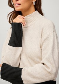 Ellos Collection Gebreide jurk - beige schwarz