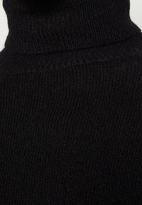 Pieces Stickad tröja - black