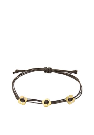Regulowana bransoletka z ciemnobrązowego sznurka z trzema małymi złotymi zawieszkami w kształcie kwiatów, równomiernie rozmieszczonymi na całej długości.