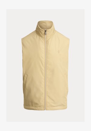 Geel mouwloos vest met hoge kraag, ritssluiting aan de voorkant en twee zijzakken; gemaakt van glad, lichtgewicht stof met subtiele branding.