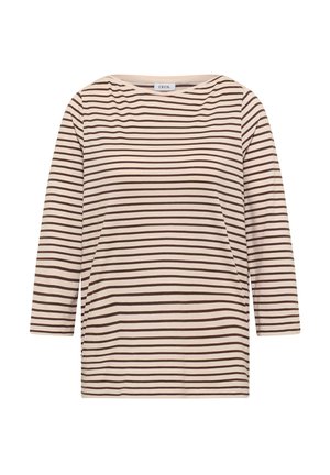 Chemise à manches longues rayée en beige et marron. Tissu doux avec un col bateau et une coupe décontractée. Aucun matériel ou accent visible.