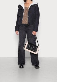 Hollister Co. Vinterjacka - black