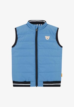 Blauw mouwloos gewatteerd vest met voorrits, zwarte bies bij de armgaten en zoom, en een klein beige teddyberenpatch op de borst.