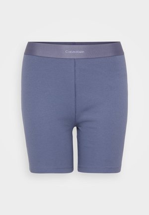 Calvin Klein vaaleansiniset ribbikuvioiset bokserit joustavalla vyötäröosalla, jossa on brändin logo. Pehmeä materiaali ja vartalonmyötäinen muotoilu.