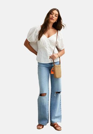 New Look BRODERIE ANGLAISE - Blouse - white