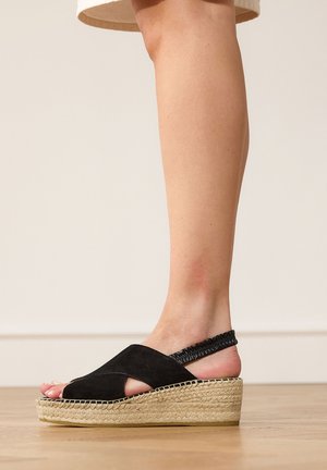 Manfield, Keilsandalette - schwarz
