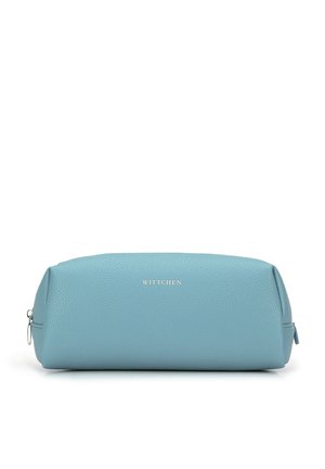 Sacca cosmetica in pelle blu chiaro con finitura testurizzata, forma arrotondata, zipper argentato e logo "WITTCHEN" in rilievo sulla parte anteriore.