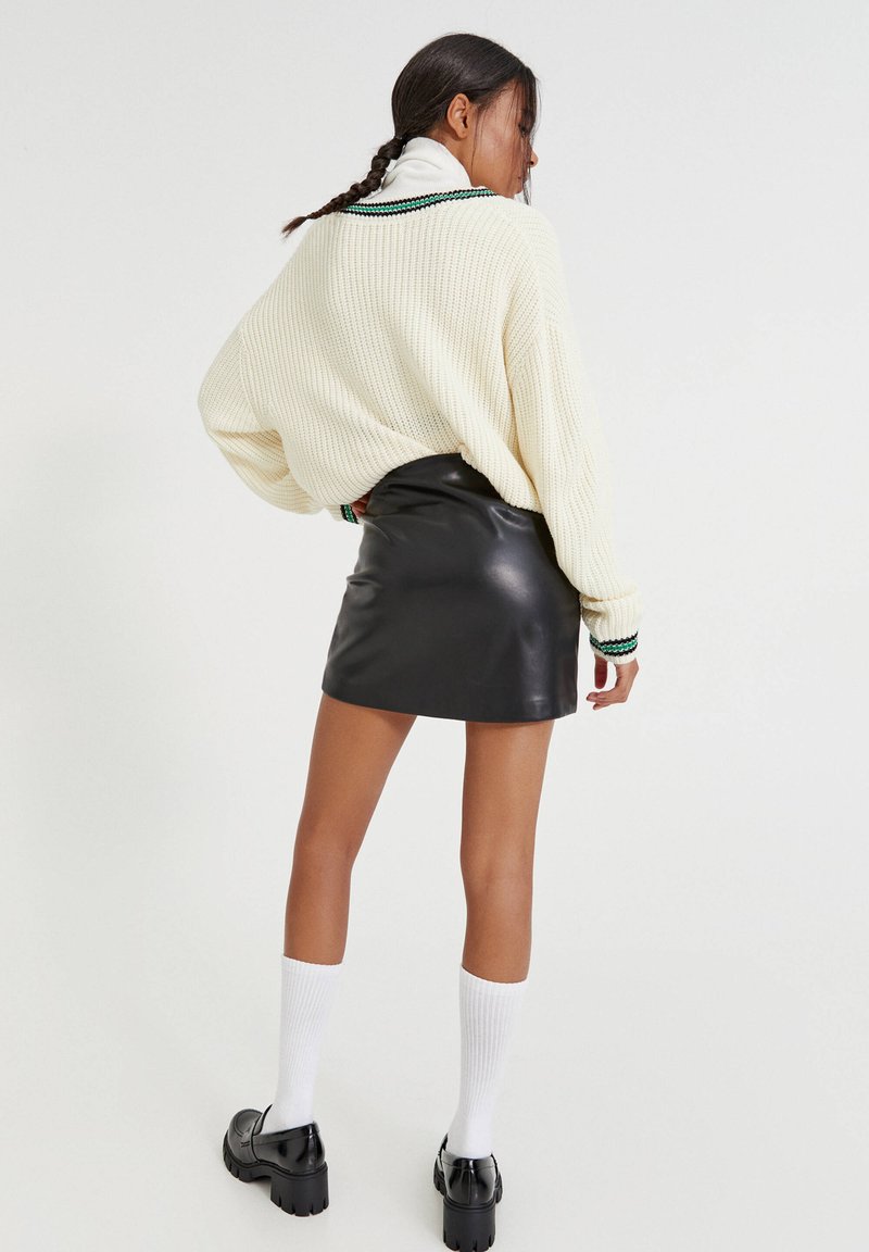 Damen Jeansröcke | PULL&BEAR AUS MIT SCHLITZ A-Linien-Rock mottled black/schwarz - RU80608 Damen Jeansröcke | PULL&BEAR AUS MIT SCHLITZ A-Linien-Rock mottled black/schwarz - RU80608