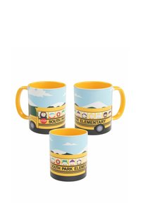 Tazze in ceramica con un design di un autobus scolastico giallo e blu, con personaggi sui lati e un interior giallo, disponibili in tre dimensioni.